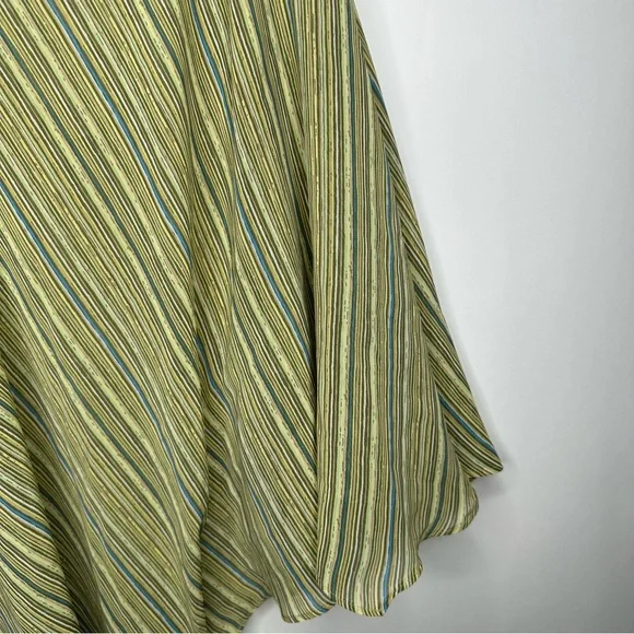 SOLD! New York & Company Striped Green Brown Flare Sleeve Blouse L #X0927 - Picture 10 of 15